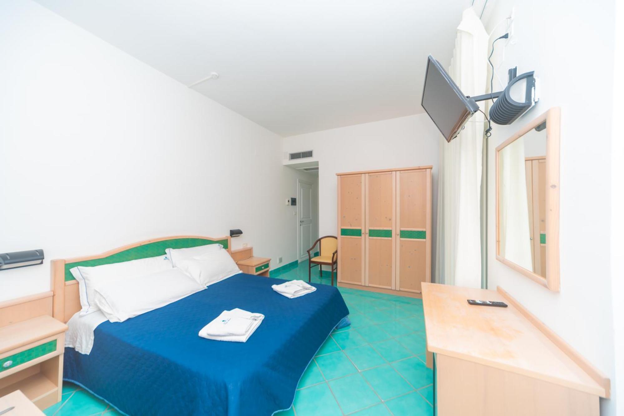 Hotel America Marina di Camerota Ngoại thất bức ảnh
